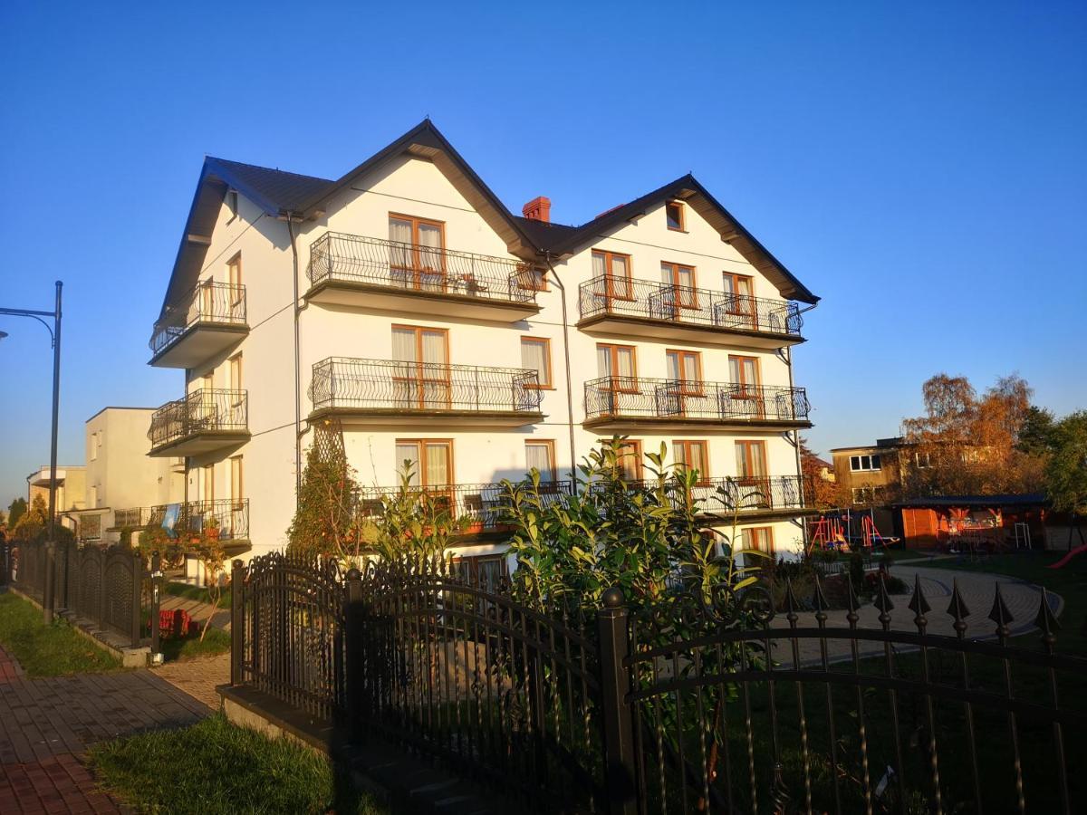 Ferienwohnung Roza Wiatrow Władysławowo Exterior foto